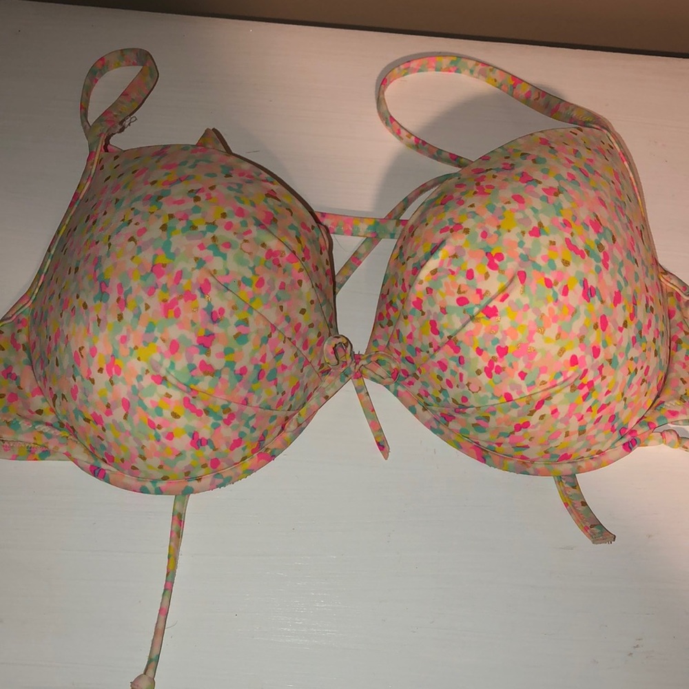 Victoria’s Secret Bathing Suit Top